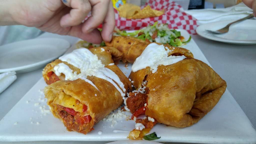 Pedros | restaurant | 73 Jay St, Brooklyn, NY 11201, USA | 7187972851 OR +1 718-797-2851