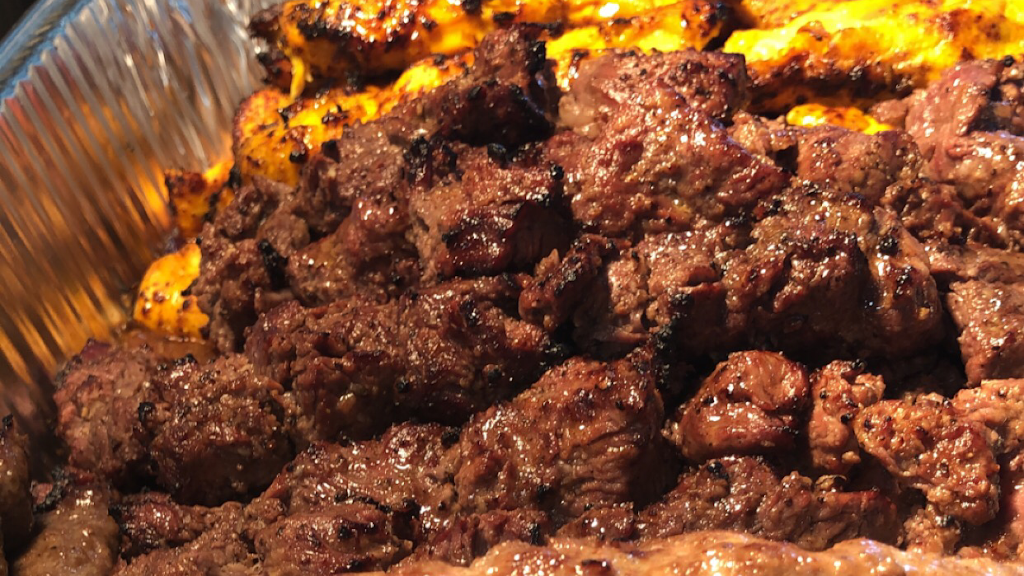 Greens & Grill | restaurant | 840 S Rancho Dr, Las Vegas, NV 89106, USA | 7026756283 OR +1 702-675-6283