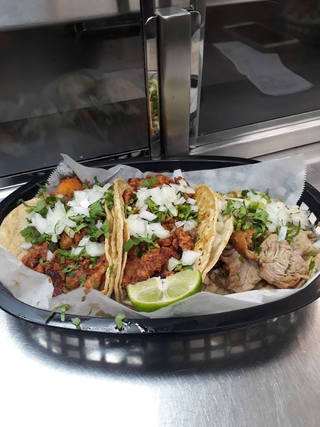 Pacos Tacos | restaurant | 4311 S Archer Ave, Chicago, IL 60632, USA | 7732471613 OR +1 773-247-1613