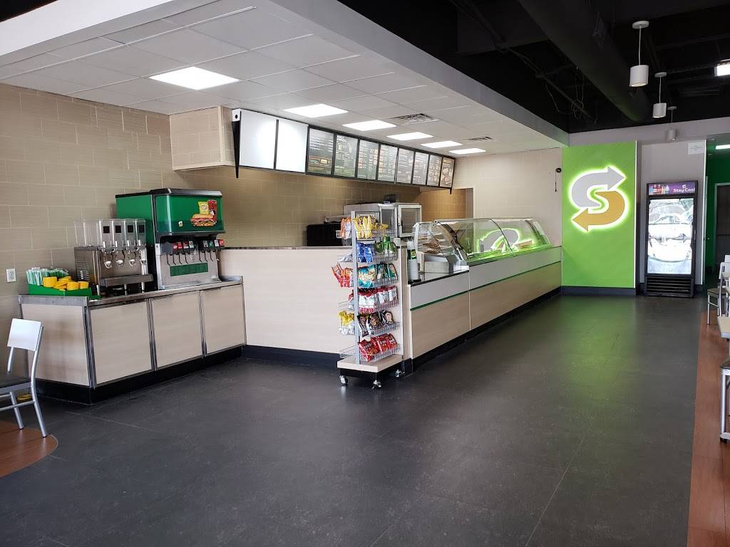 Subway | restaurant | 9569 S Main St Unit 110, Houston, TX 77025, USA | 8327671216 OR +1 832-767-1216