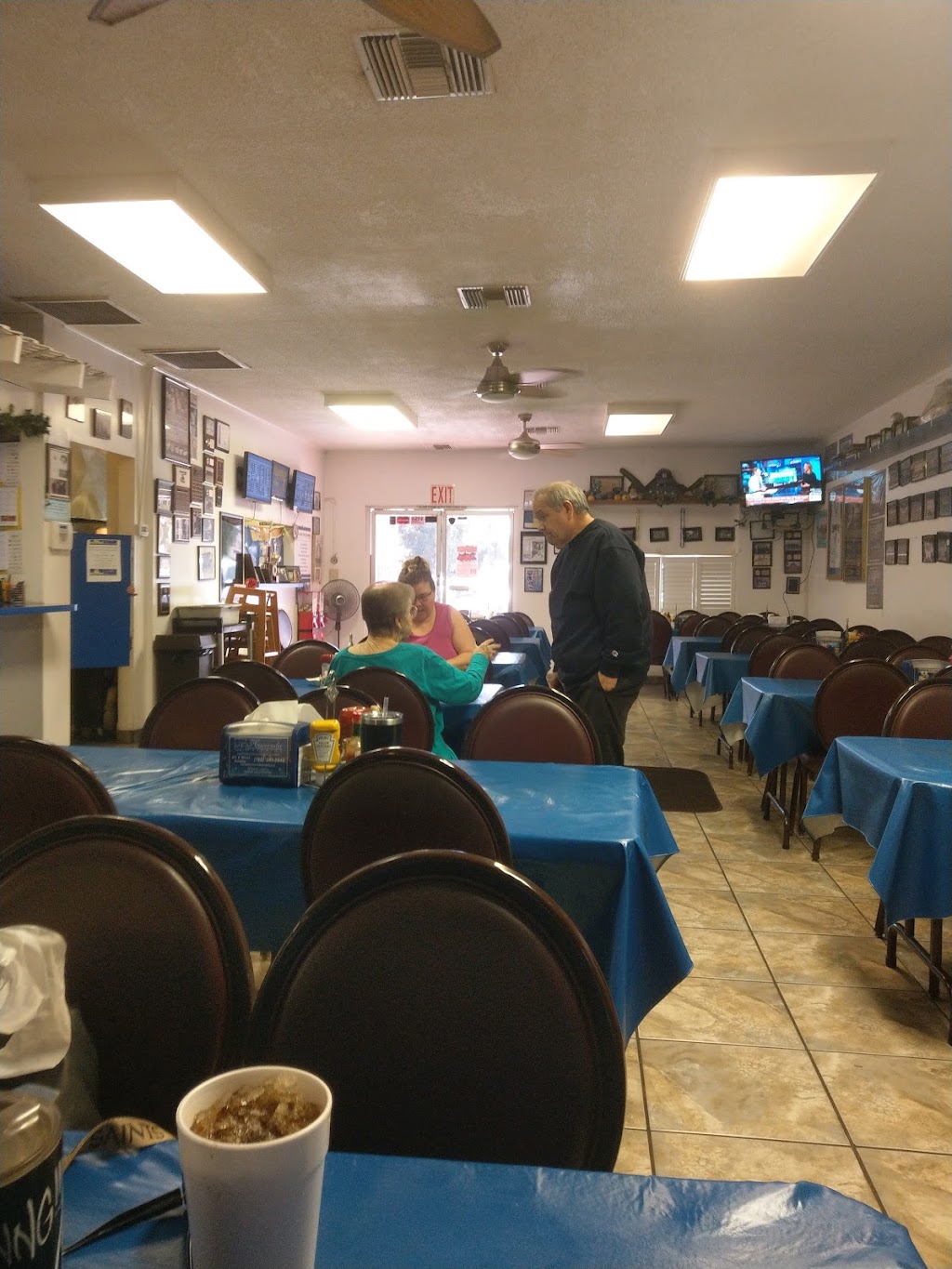 Hacienda Market & Snack Bar | restaurant | 941 K St, Brawley, CA 92227, USA | 7603445542 OR +1 760-344-5542