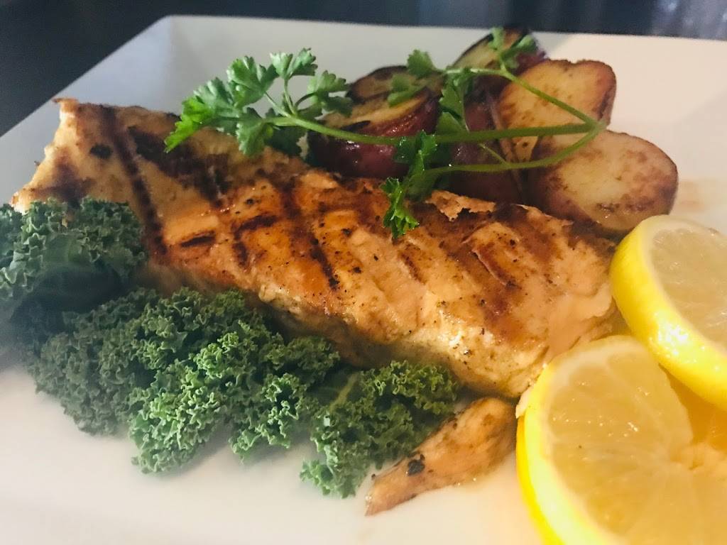 Silvernail Inn | restaurant | 2903 N Grandview Blvd, Pewaukee, WI 53072, USA | 2624469061 OR +1 262-446-9061