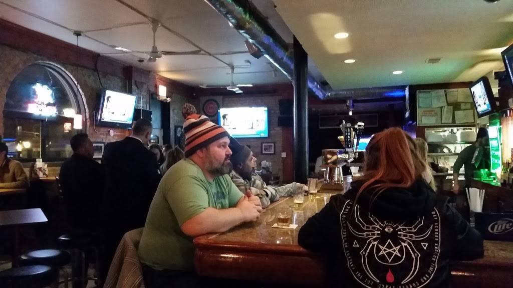 Gios Bar & Grill | restaurant | 4857 N Damen Ave, Chicago, IL 60625, USA | 7733340345 OR +1 773-334-0345