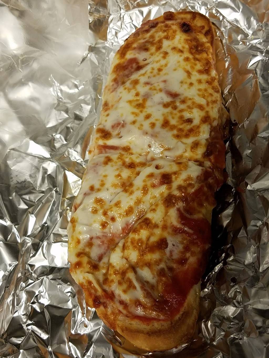 Primetime Pizza | restaurant | 23998 State Line Rd, Lawrenceburg, IN 47025, USA | 8126373400 OR +1 812-637-3400