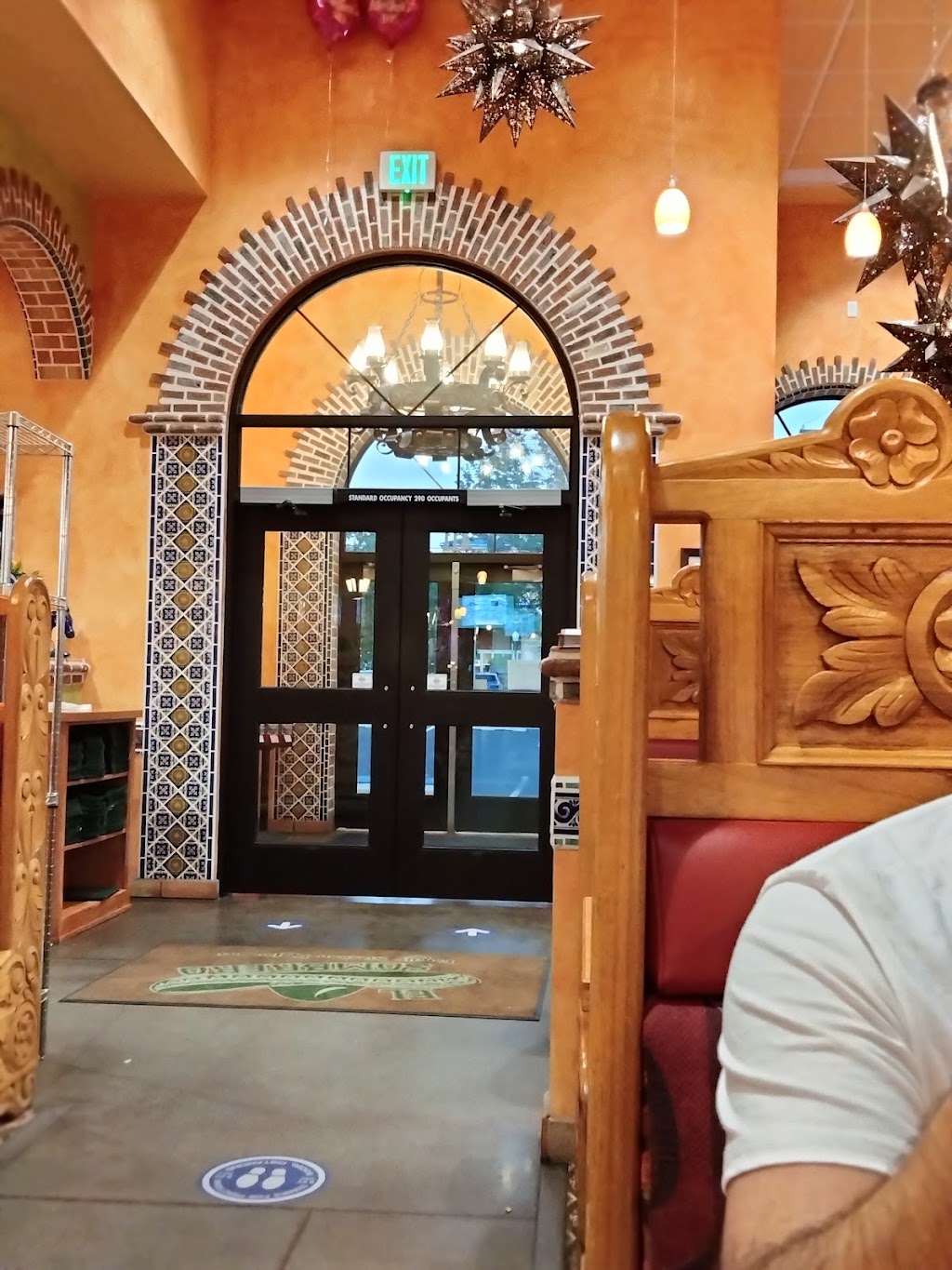 El Sombrero Mexican Restaurant | restaurant | 4 W Oak St, Walla Walla, WA 99362, USA | 5095224984 OR +1 509-522-4984