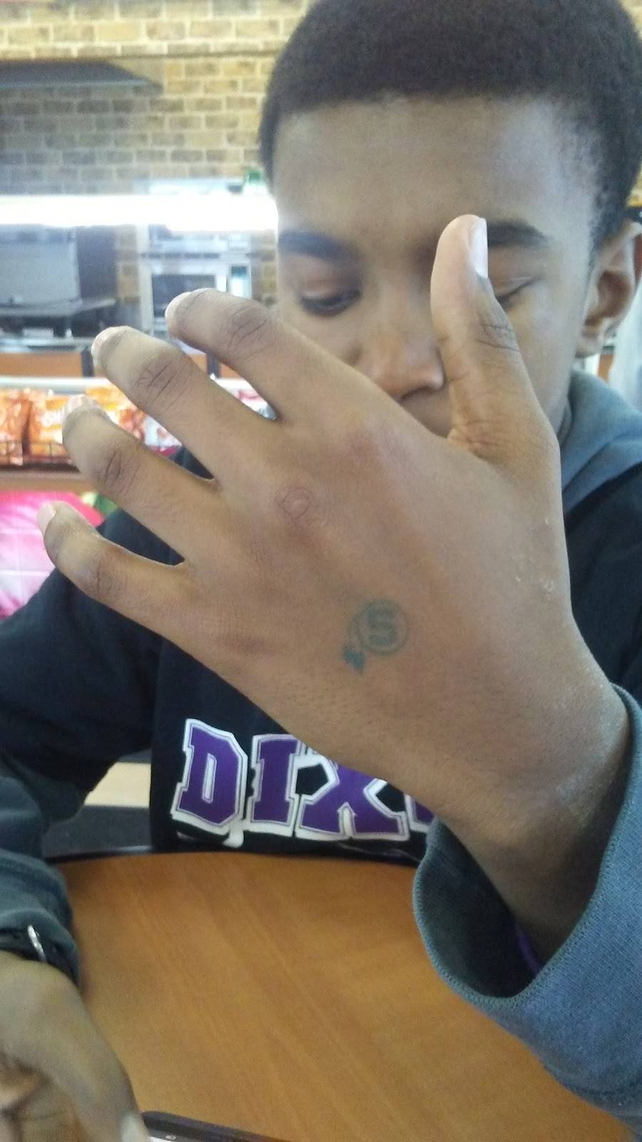 Subway | restaurant | 1901 Locust St, Sterling, IL 61081, USA | 8156227846 OR +1 815-622-7846