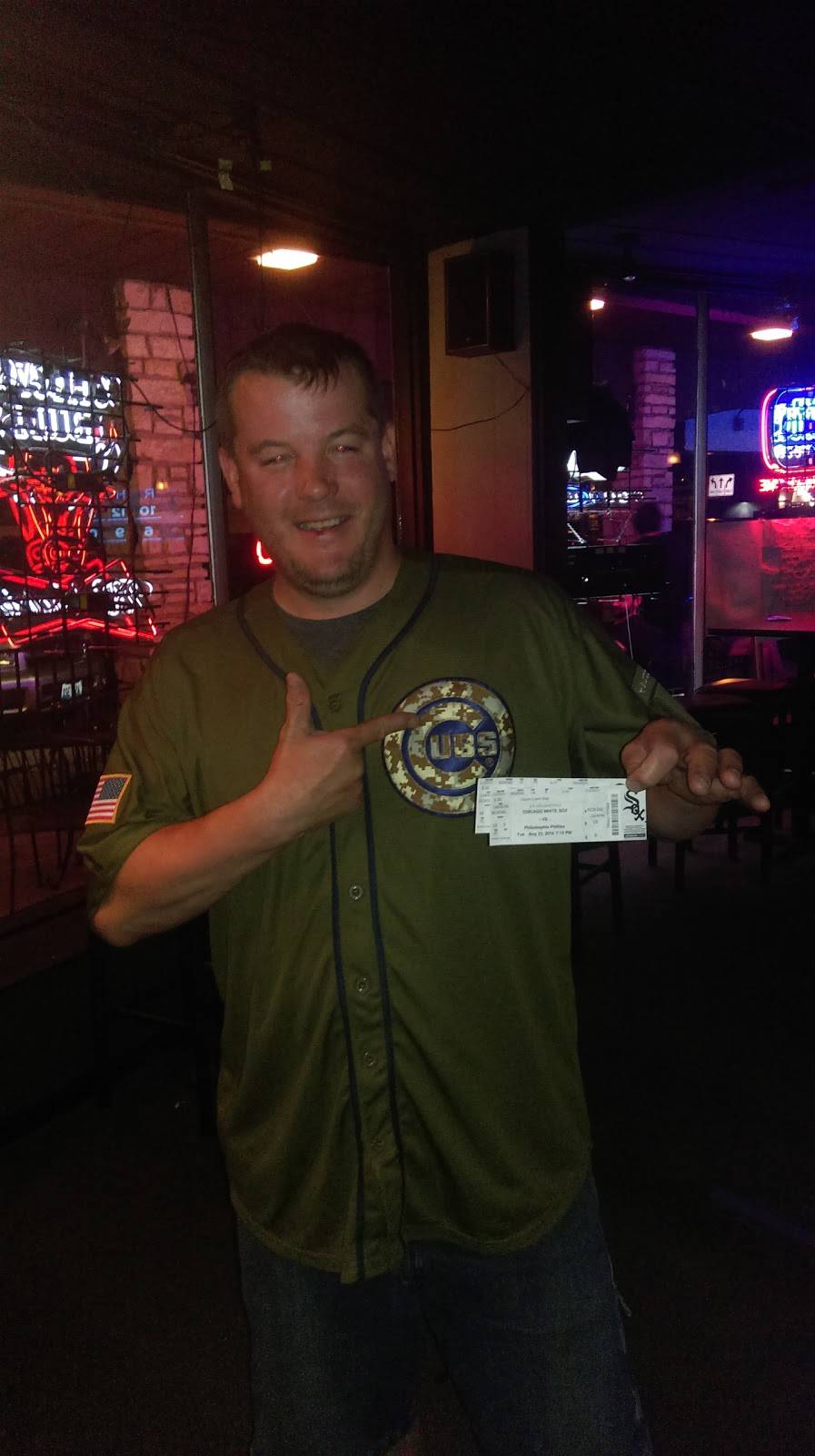 Old Tinley Pub & Eatery | restaurant | 17020 Oak Park Ave, Tinley Park, IL 60477, USA | 7085324409 OR +1 708-532-4409