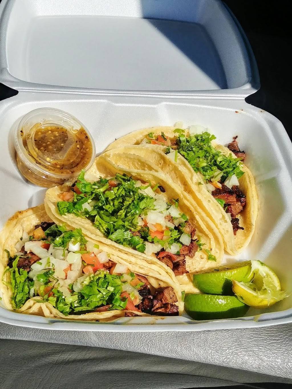 El Habanero Bar & Grill | restaurant | 6685 Eastex Fwy, Beaumont, TX 77706, USA | 4092231661 OR +1 409-223-1661