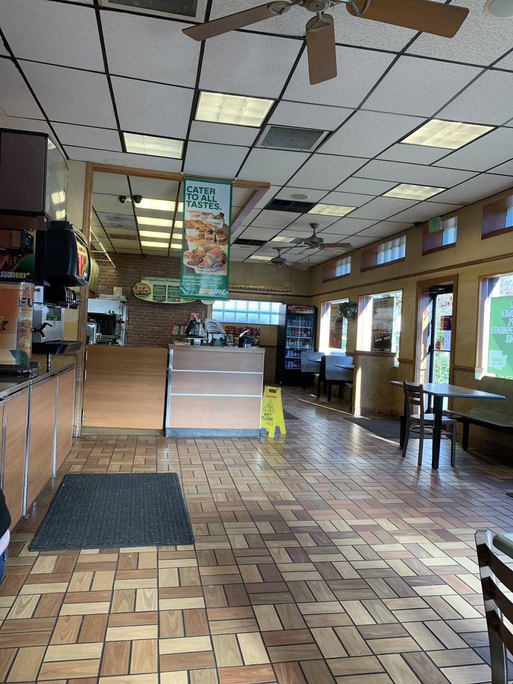 Subway | meal takeaway | 23701 NE, WA-3, Belfair, WA 98528, USA | 3602757827 OR +1 360-275-7827