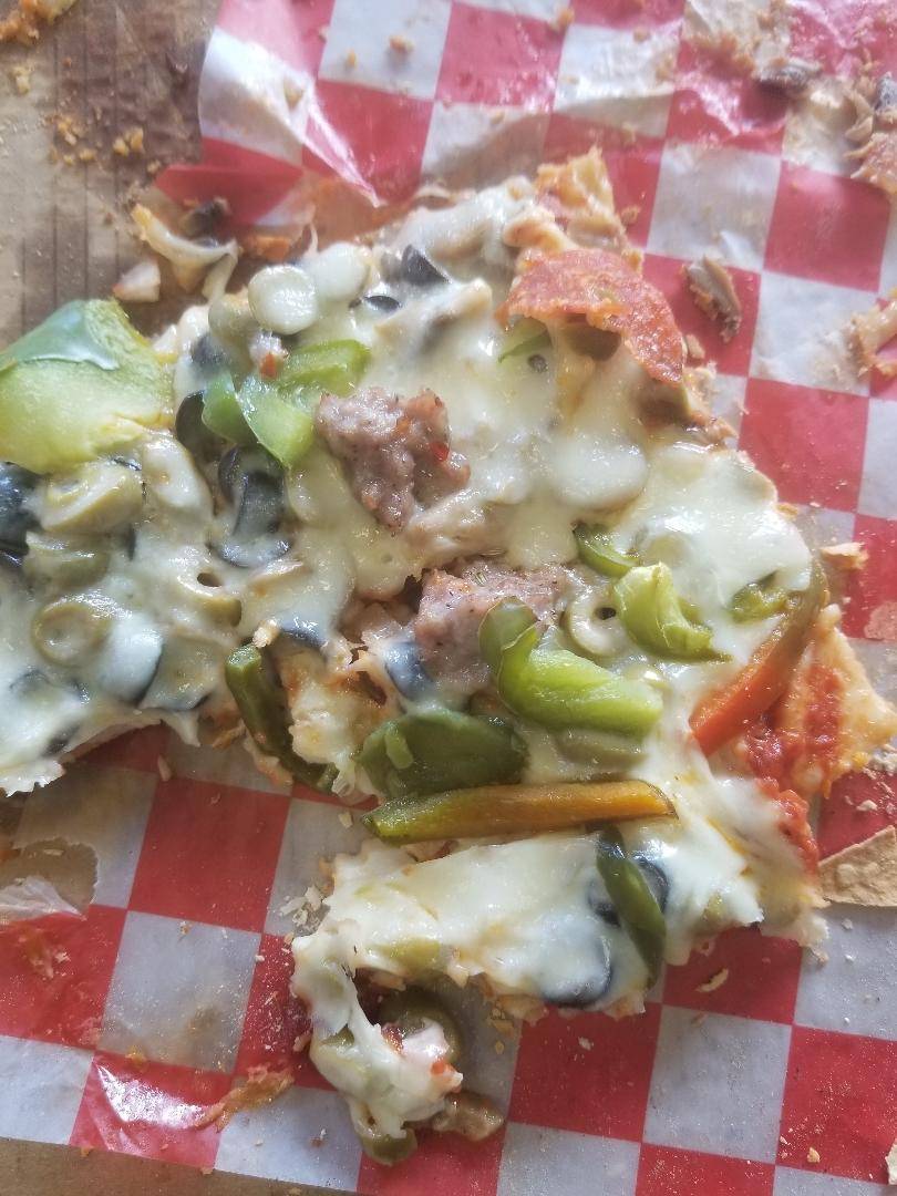 Vintage Italian Pizza | meal delivery | 3901 Grand Ave, Duluth, MN 55807, USA | 2186249090 OR +1 218-624-9090