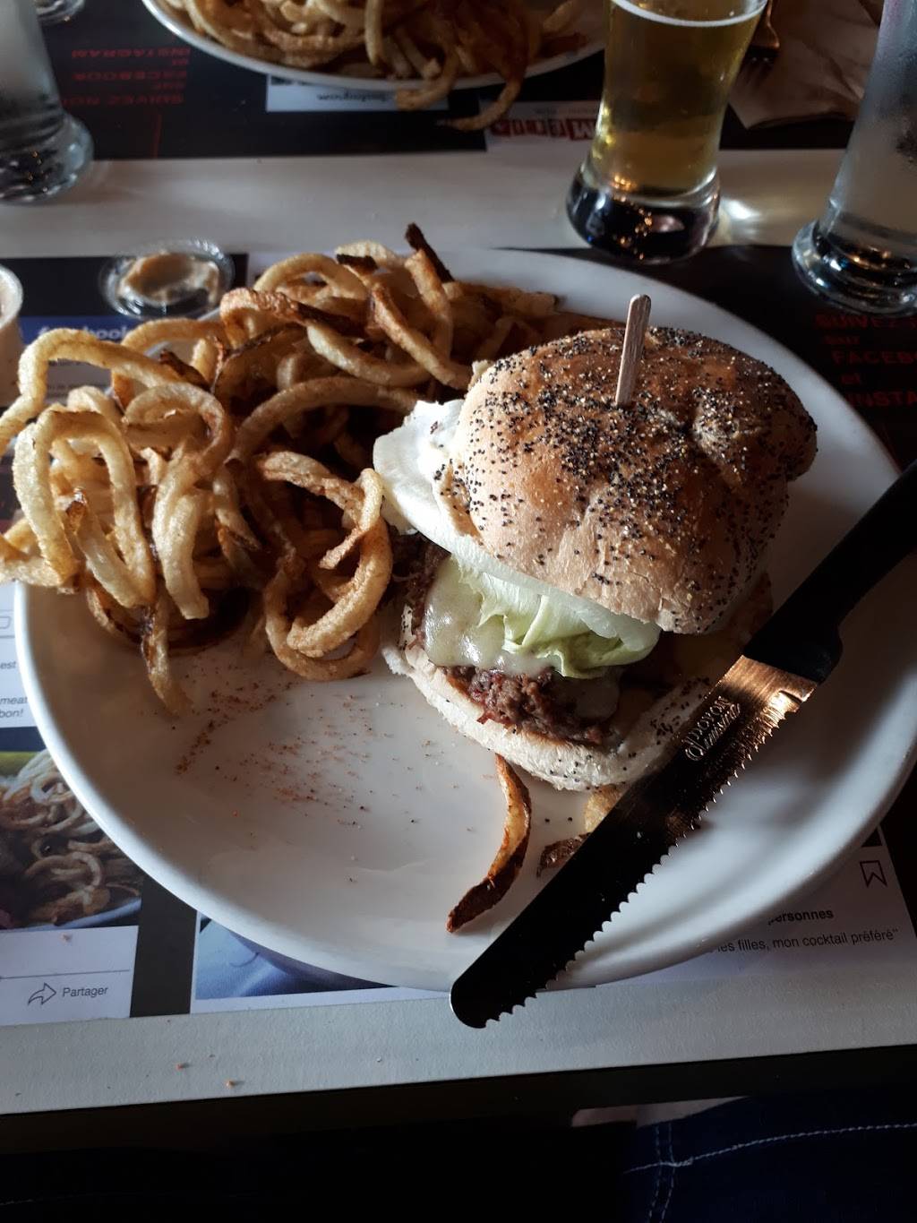 LImmédia Resto-Pub | restaurant | 1221 Rue Charles Albanel, Québec, QC G1X 4Y5, Canada | 4188772646 OR +1 418-877-2646