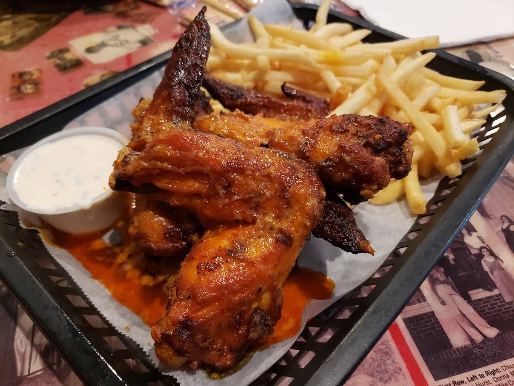 b.b. Perrins Sports Grille | restaurant | 608 Holly St NE, Decatur, AL 35601, USA | 2563551045 OR +1 256-355-1045