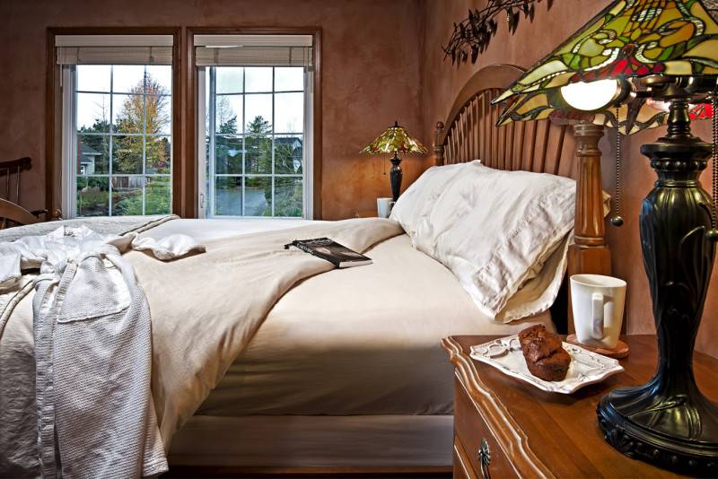 Enliven Bed and Breakfast | restaurant | 19322 63rd Ave NE, Kenmore, WA 98028, USA | 4254814819 OR +1 425-481-4819