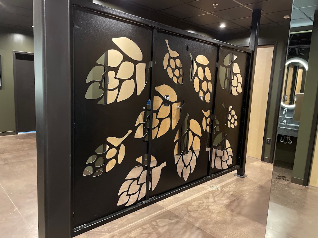 Bellevue Brewing Company - Spring District Brewpub | restaurant | 12190 NE District Wy, Bellevue, WA 98005, USA | 4254978686 OR +1 425-497-8686