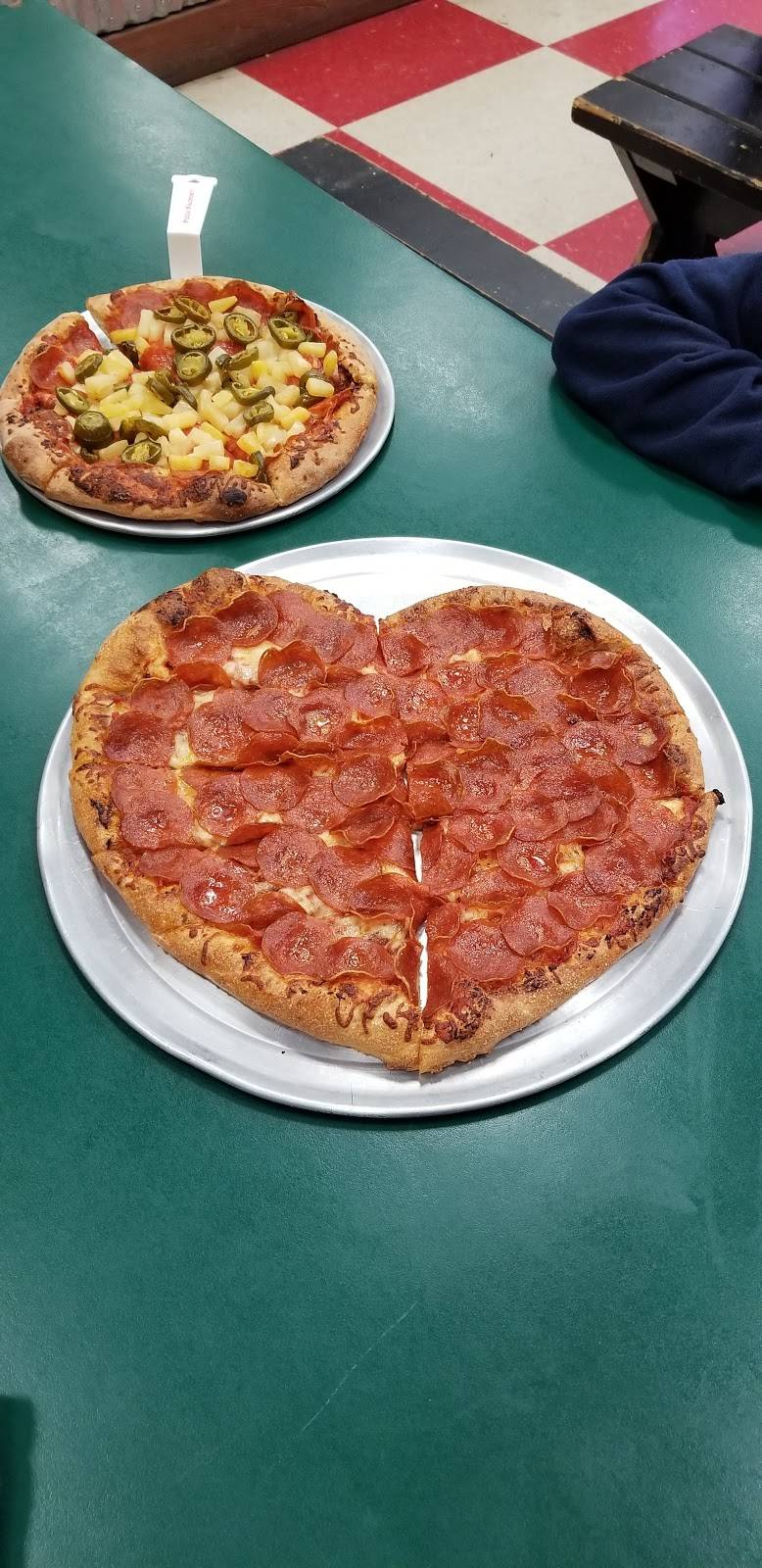 Pizza Factory | restaurant | 37184 Ave 12, Madera, CA 93636, USA | 5596457011 OR +1 559-645-7011