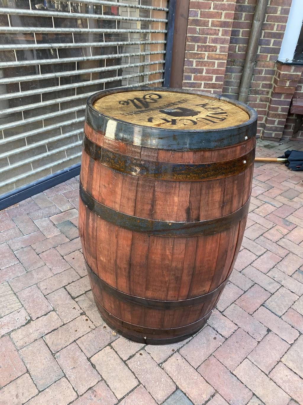 Horse and Jockey | restaurant | 131 Cheapside, Lexington, KY 40507, USA | 8595545585 OR +1 859-554-5585