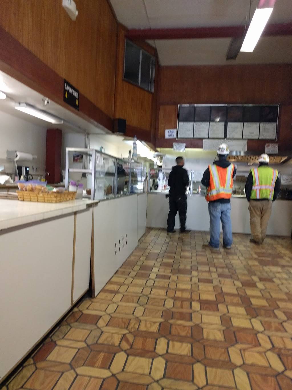 El Faro Restaurant | restaurant | 82 1st St, San Francisco, CA 94105, USA | 4154954426 OR +1 415-495-4426