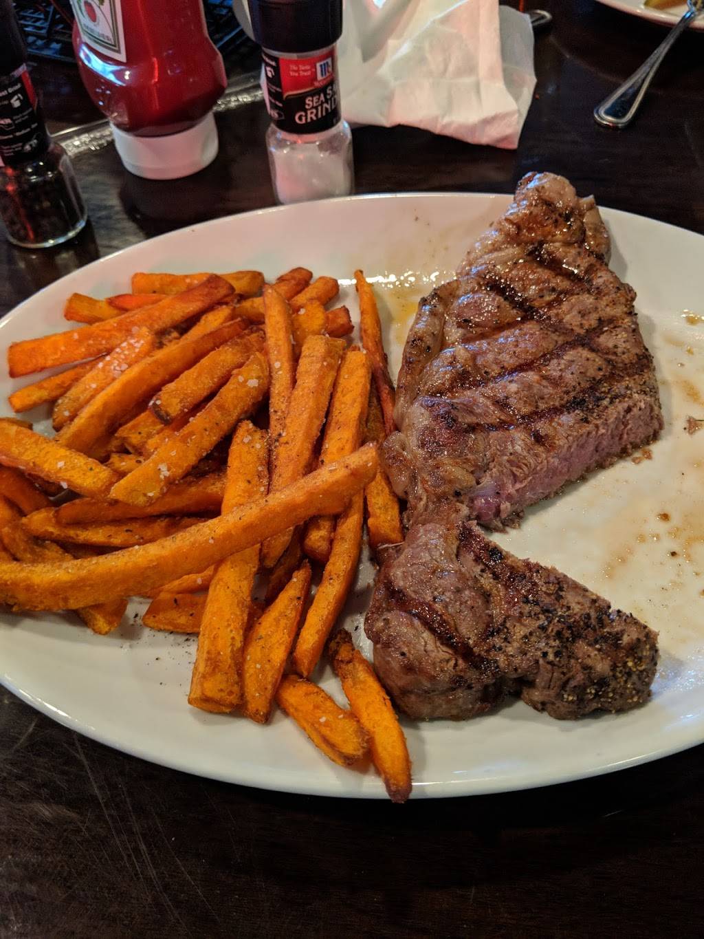 Sixes Tavern | restaurant | 650 Henderson Dr #507, Cartersville, GA 30120, USA | 7703348998 OR +1 770-334-8998