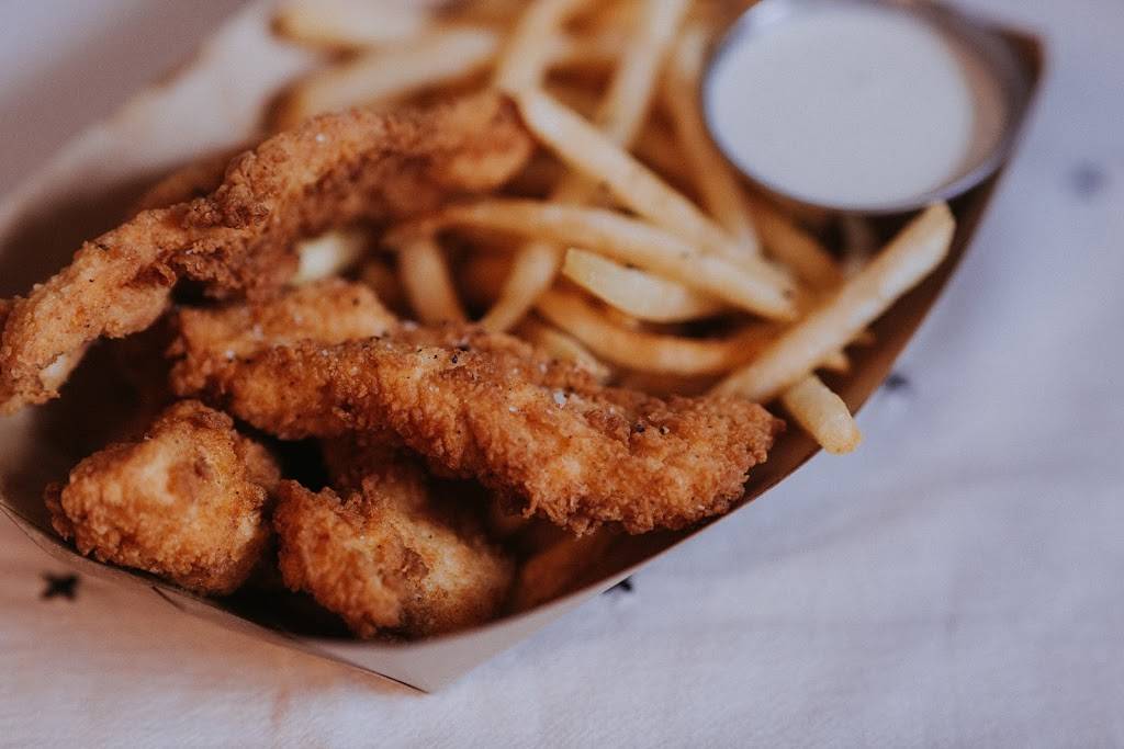 The Som | restaurant | 863 Jefferson St, Burlington, IA 52601, USA | 3197529155 OR +1 319-752-9155