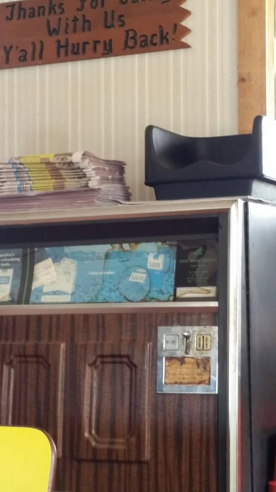 Dallas Dairyette | restaurant | 103 N Main St, Quapaw, OK 74363, USA | 9186749207 OR +1 918-674-9207