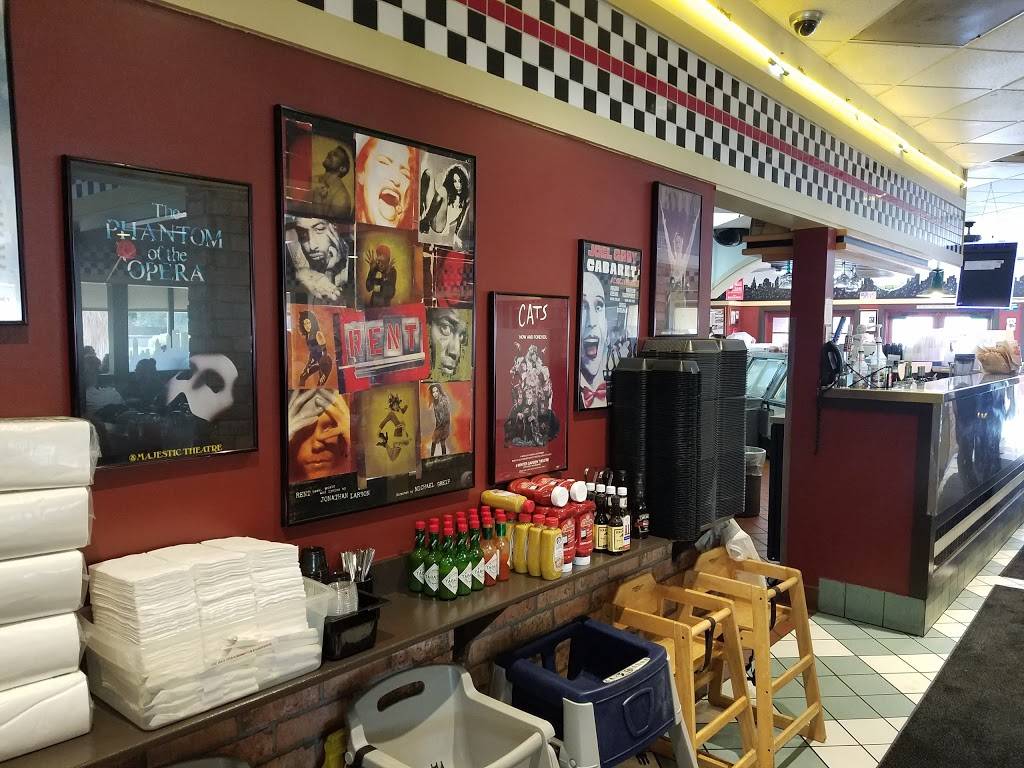 Chompies Restaurant, Deli, and Bakery | bakery | 1160 E University Dr, Tempe, AZ 85281, USA | 4805570700 OR +1 480-557-0700