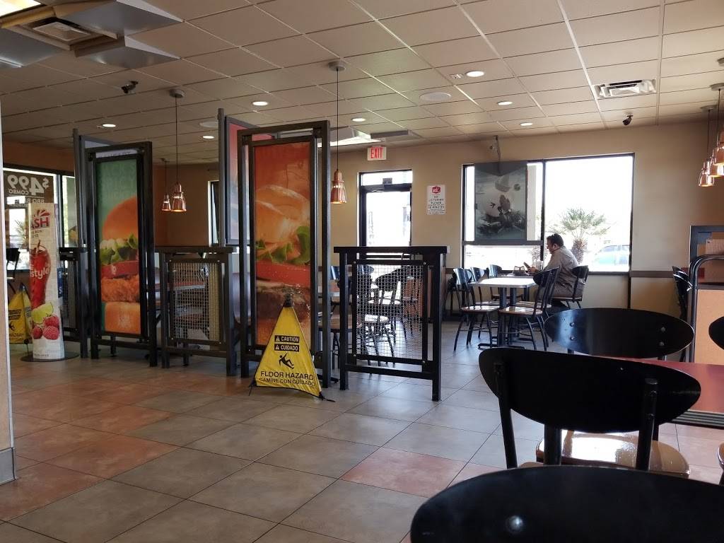 Jack in the Box | restaurant | 1902 W Buckeye Rd, Phoenix, AZ 85009, USA | 6022538142 OR +1 602-253-8142
