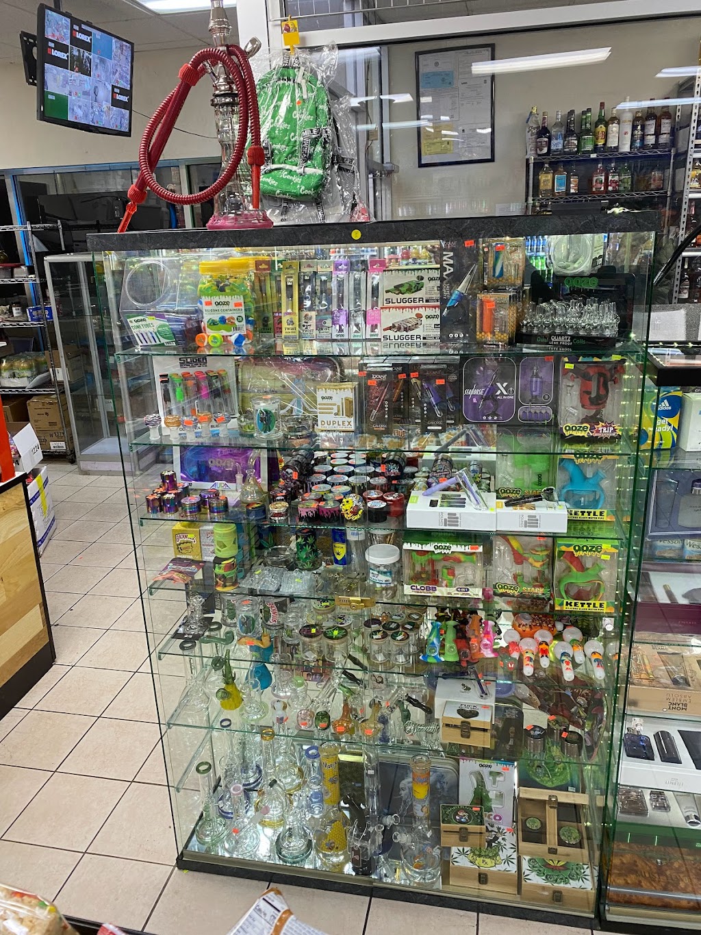 Marathon Gas Station/ Liquor/Grocery/Tobacco Store | restaurant | 41479 Michigan Ave, Canton, MI 48188, USA | 7343989911 OR +1 734-398-9911