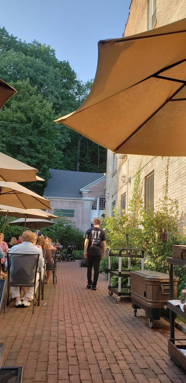 Rockin Fish | restaurant | 155 Main St, Northport, NY 11768, USA | 6316515200 OR +1 631-651-5200