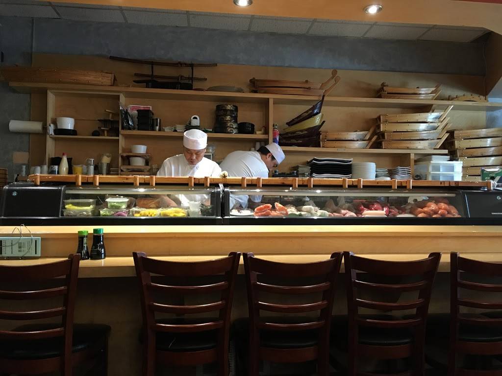 MI-NE Japanese Restaurant | restaurant | 10815 Yonge St, Richmond Hill, ON L4C 1C1, Canada | 9058836616 OR +1 905-883-6616