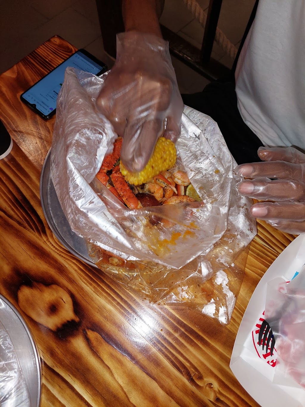 Flaming Crab Cajun Seafood | restaurant | 1433 Allen St, Allentown, PA 18102, USA | 6103511314 OR +1 610-351-1314