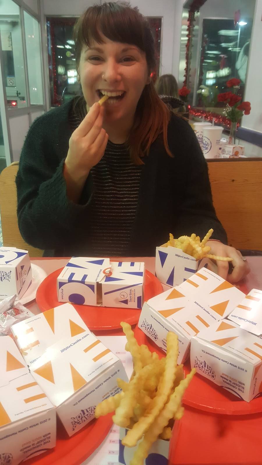 White Castle | restaurant | 5440 E 82nd St, Indianapolis, IN 46250, USA | 3178495929 OR +1 317-849-5929