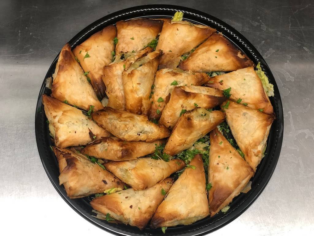 Shaks Mediterranean Bistro | restaurant | 406 Main St, Vista, CA 92084, USA | 7607202233 OR +1 760-720-2233