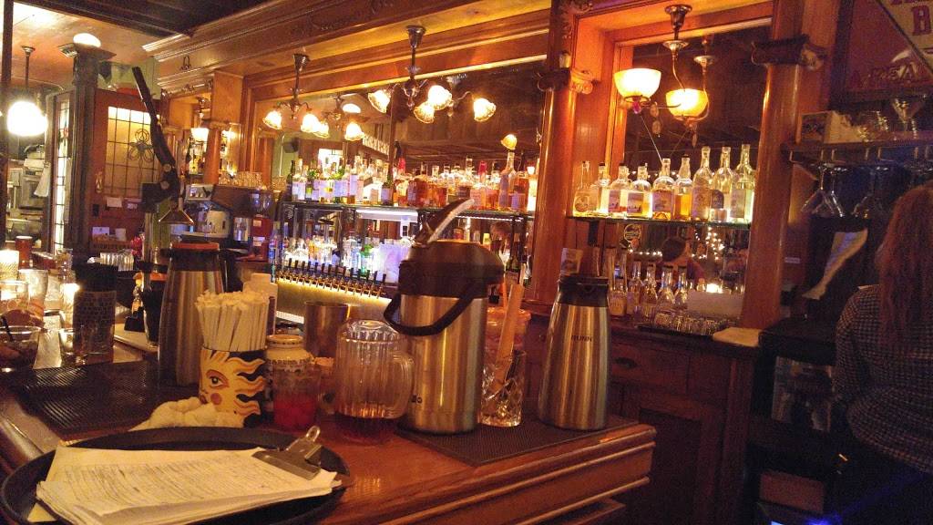 McMenamins Rock Creek Tavern | restaurant | 10000 NW Old Cornelius Pass Rd, Hillsboro, OR 97124, USA | 5036453822 OR +1 503-645-3822