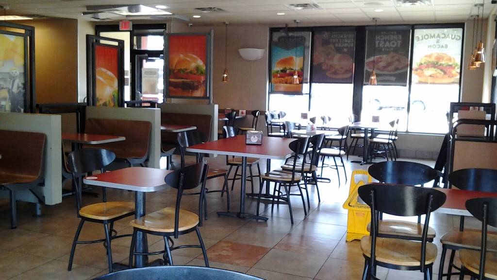 Jack in the Box | restaurant | 4111 Lindell Blvd, St. Louis, MO 63108, USA | 3146521649 OR +1 314-652-1649