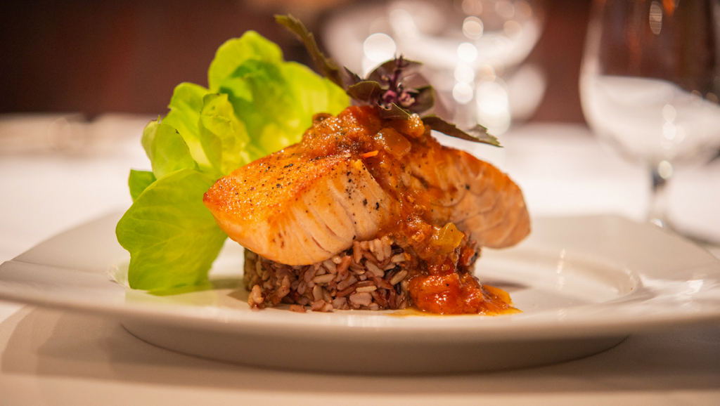 River Grille | restaurant | 1003 McClain Rd, Bentonville, AR 72712, USA | 4792714141 OR +1 479-271-4141