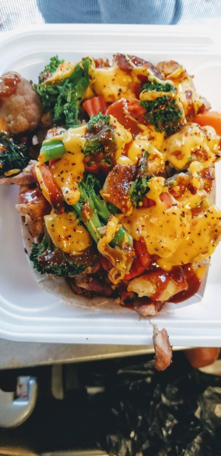 Smurfeys Smokehouse BBQ & Breakfast | restaurant | 149 Madison Ave, Memphis, TN 38103, USA | 9013377966 OR +1 901-337-7966