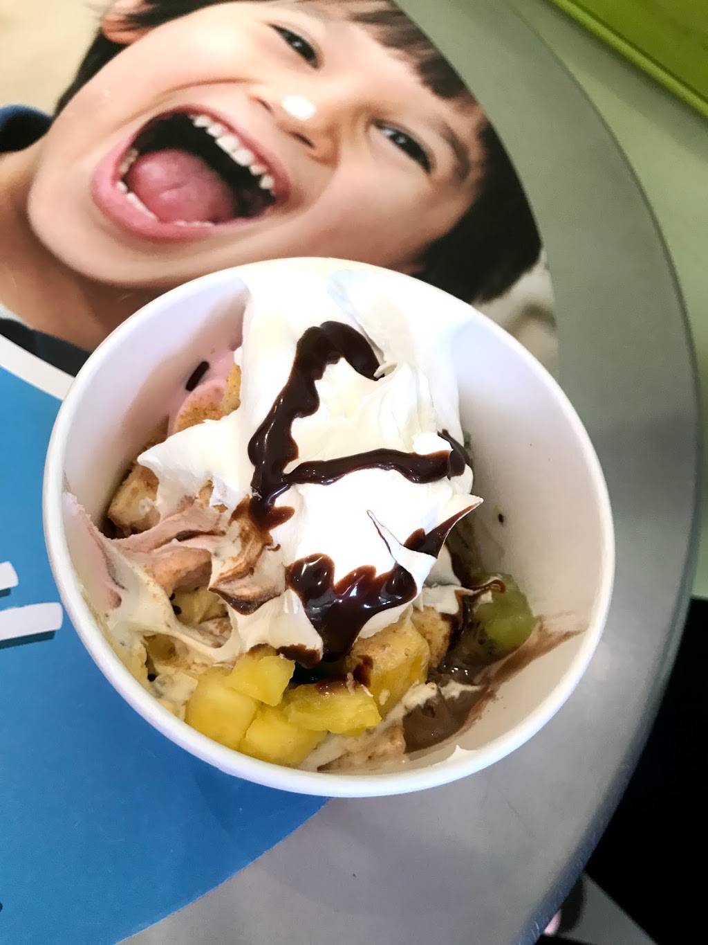 Menchies Frozen Yogurt | bakery | 9685 Lake Nona Village Pl, Orlando, FL 32827, USA | 4078564811 OR +1 407-856-4811