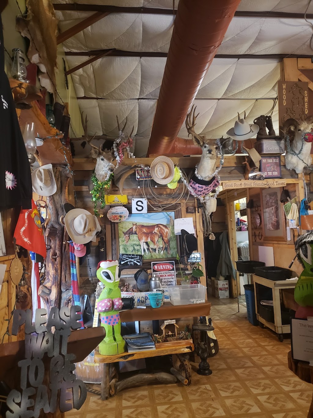 Wood Shed Cafe | restaurant | 2232 AZ-260, Overgaard, AZ 85933, USA | 9285353700 OR +1 928-535-3700