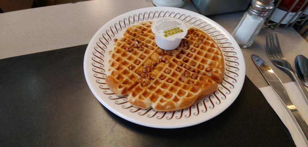 Waffle House | meal takeaway | 1593 Bear Creek Pike, Columbia, TN 38401, USA | 9318405879 OR +1 931-840-5879