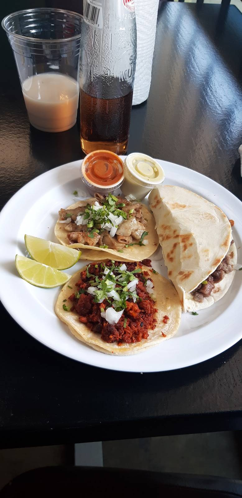 Tacos El Barrio | restaurant | 2705 NE 28th St STE 108, Fort Worth, TX 76111, USA | 8178826779 OR +1 817-882-6779