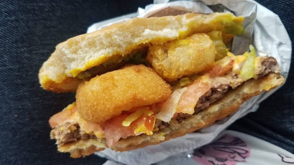 Sonic Drive-In | restaurant | 18501 E Hampden Ave, Aurora, CO 80013, USA | 3034007055 OR +1 303-400-7055