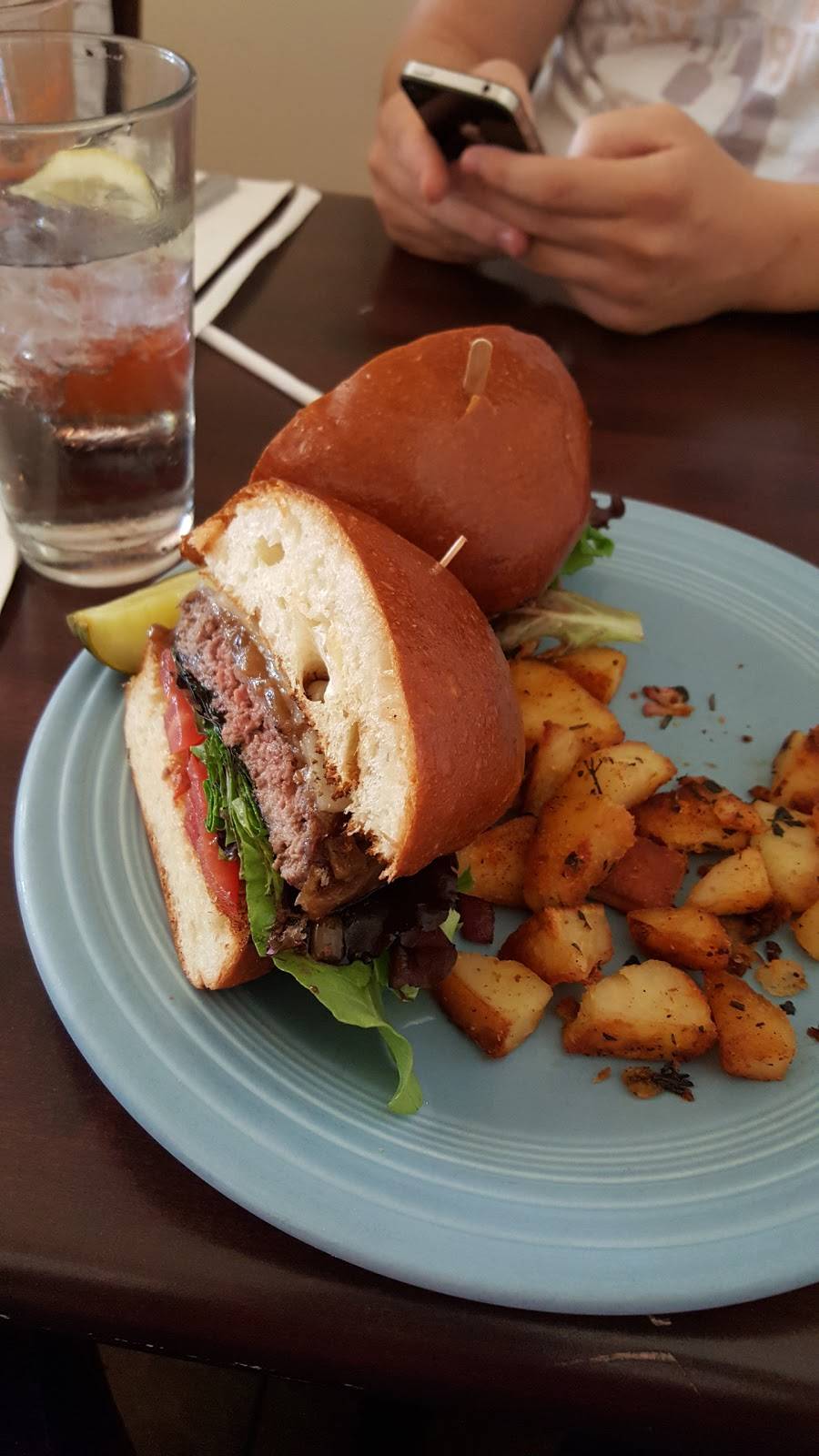 Zabies | cafe | 3003 Ocean Park Blvd, Santa Monica, CA 90405, USA | 3103929036 OR +1 310-392-9036