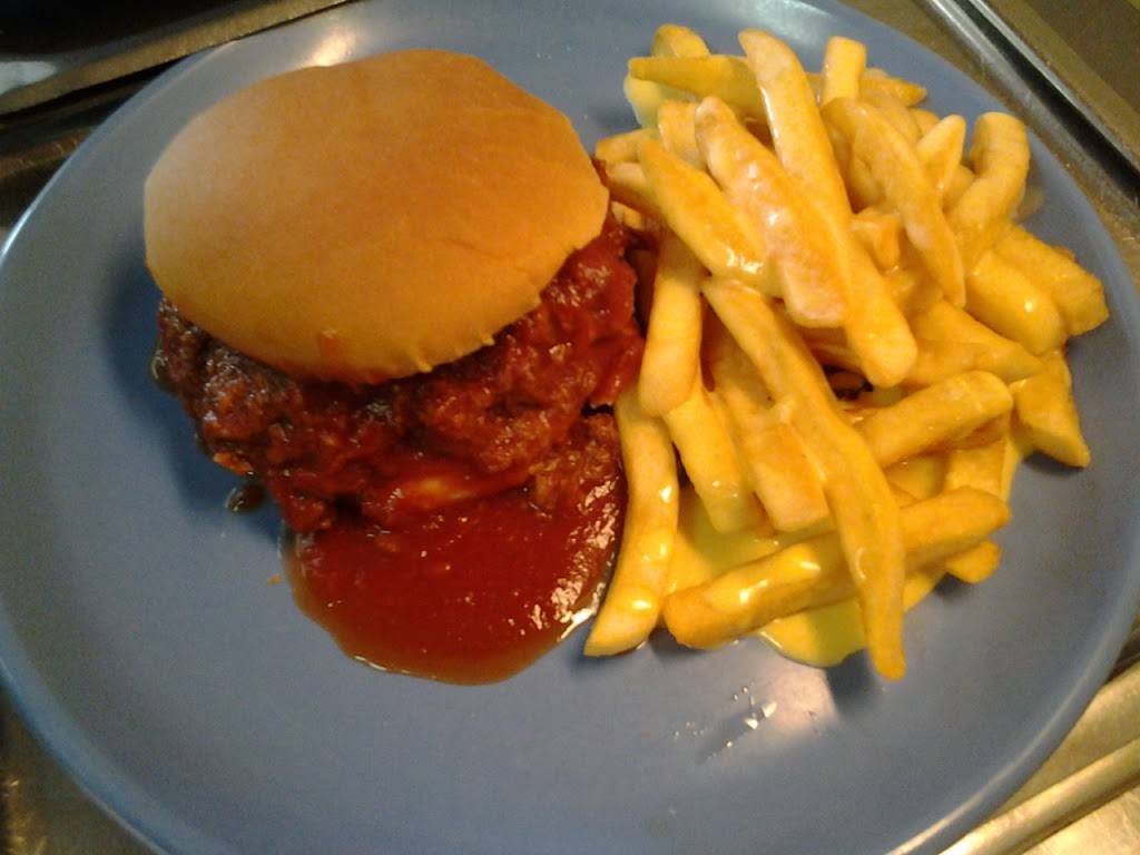 Clays Popeyes BBQ | restaurant | 1121 S Grand Ave E, Springfield, IL 62703, USA | 2175220386 OR +1 217-522-0386