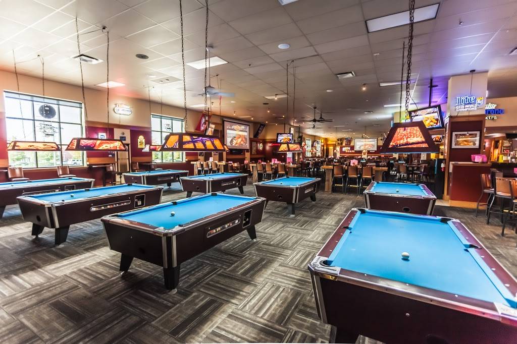 Brass Rail Sports Bar, Restaurant & Pool Hall | meal takeaway | 4940 NE 81st St, Kansas City, MO 64119, USA | 8164686100 OR +1 816-468-6100