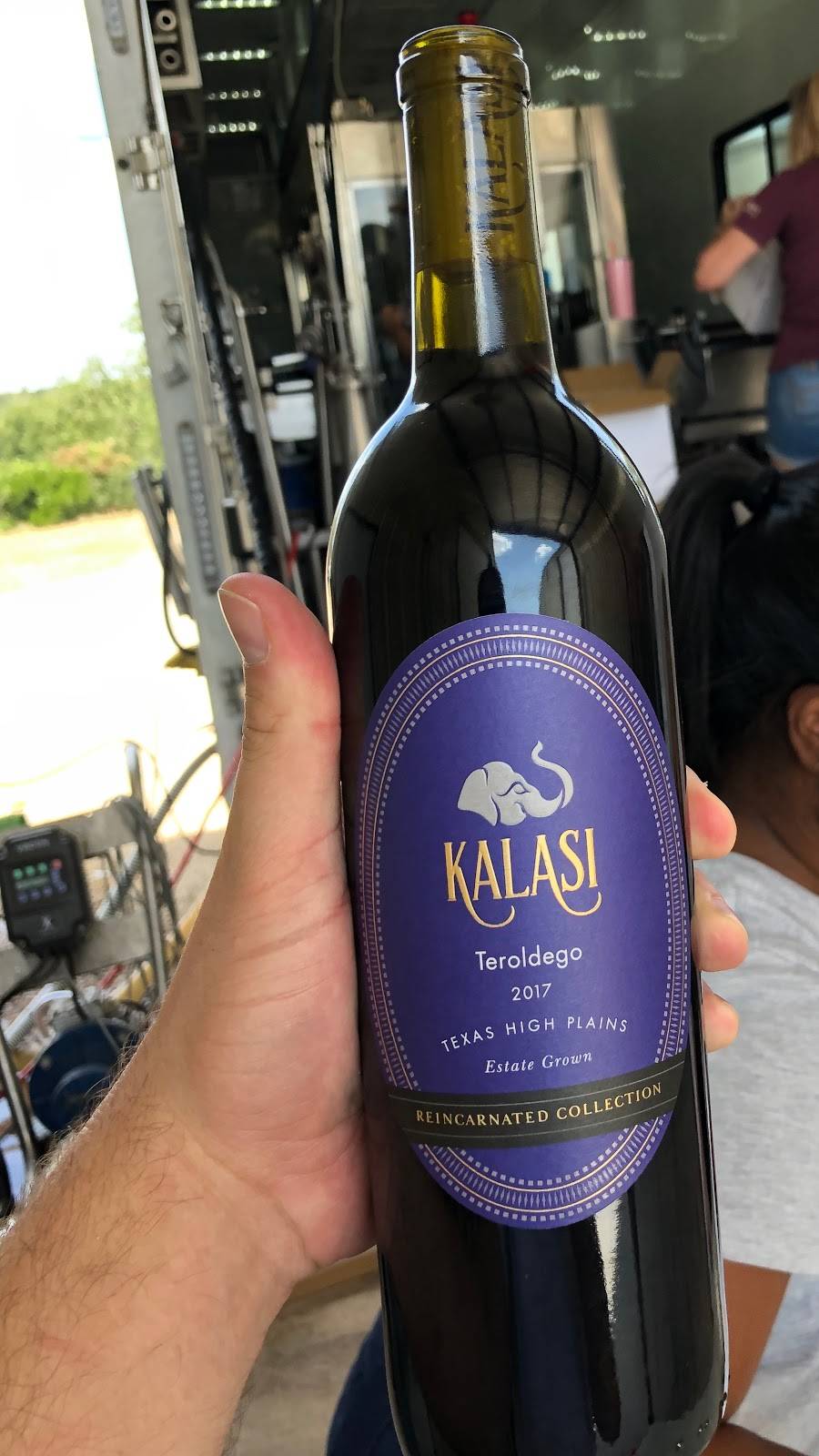 Kalasi Cellars | restaurant | 414 Goehmann Ln, Fredericksburg, TX 78624, USA | 8309923037 OR +1 830-992-3037