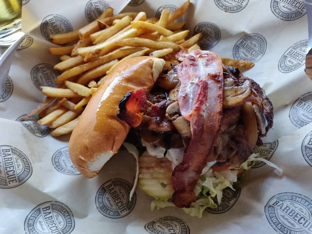 Coaster Saloon | restaurant | 744 Ventura Pl, San Diego, CA 92109, USA | 8584884438 OR +1 858-488-4438