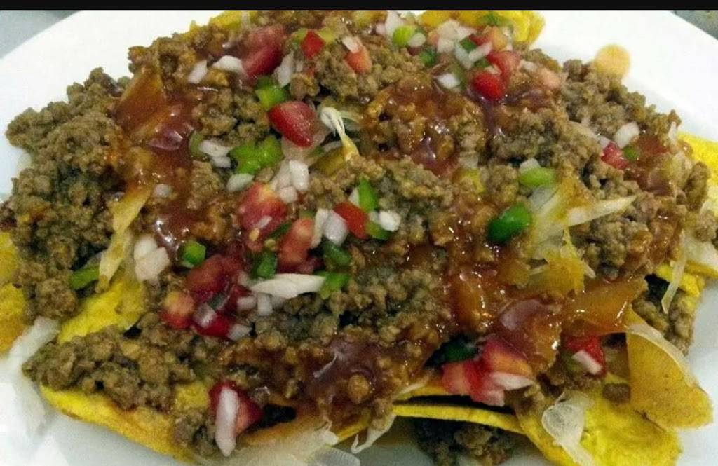 Karlitas antojitos centroamericanos | restaurant | 3249 nw 22 ave. Miami fl. 33142 Tel. 786 461 0404, Miami, FL 33142, USA | 7864610404 OR +1 786-461-0404