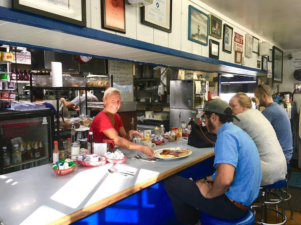 Eat at Joes | restaurant | 400 N Pacific Coast Hwy, Redondo Beach, CA 90277, USA | 3103769570 OR +1 310-376-9570