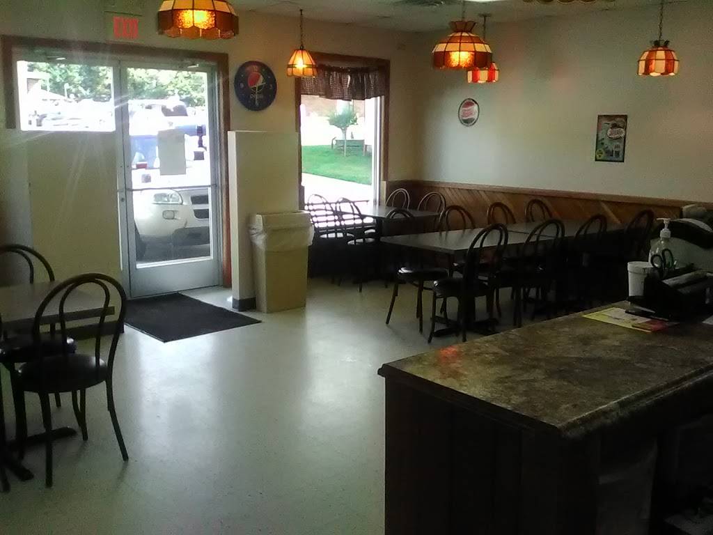 Dough Boyz Pizzeria | meal takeaway | 26920 OH-7, Marietta, OH 45750, USA | 7403742699 OR +1 740-374-2699