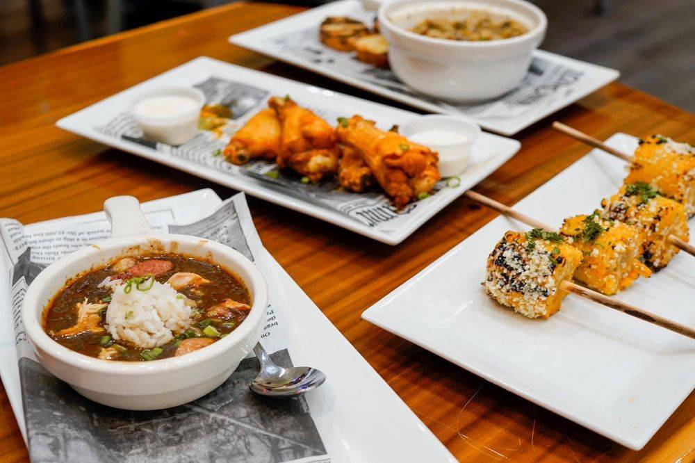 Crab House Seafood & Oyster Bar | restaurant | 2508 Maple Ave, Dallas, TX 75201, USA | 4693177666 OR +1 469-317-7666